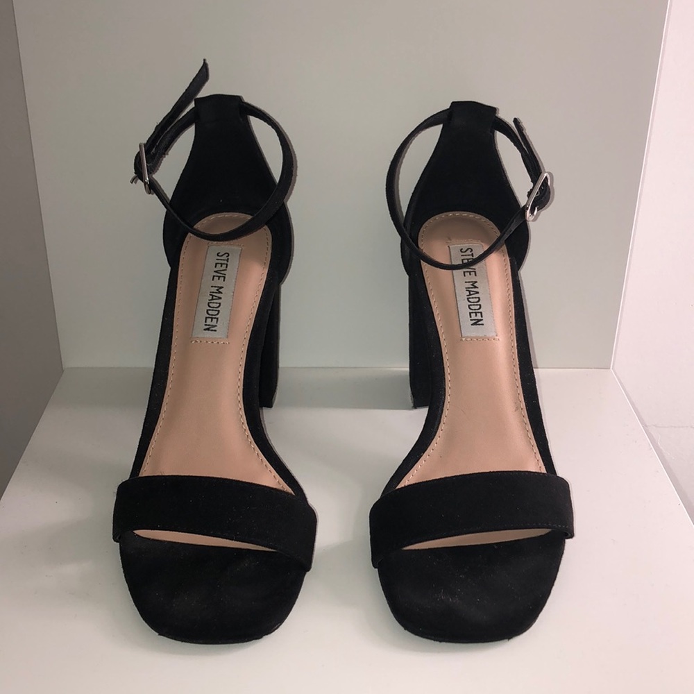 Steve Madden carrson suede heeled sandal